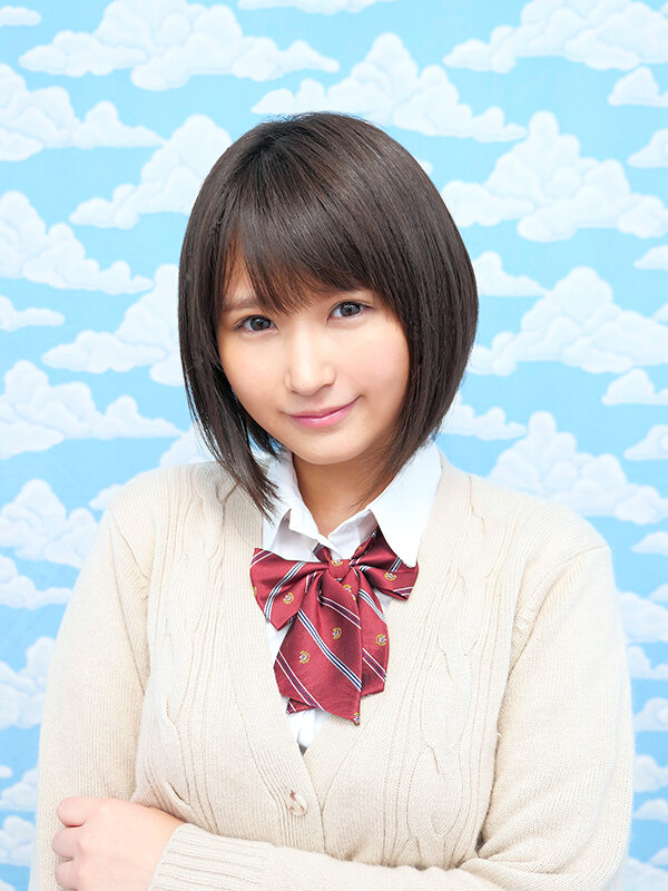 素人女子〇生 ラップ1枚隔ててお兄ちゃんと素股体験して発射できたら賞金GET！！ 深田結梨