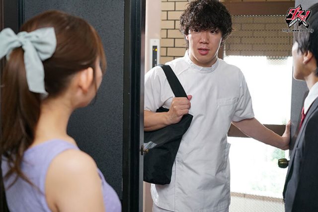 派遣マッサージ師にきわどい秘部を触られすぎて、快楽に耐え切れず寝取られました。 桃園怜奈