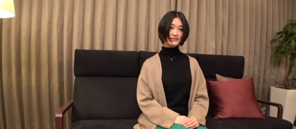 【美少女SEX動画】「止めないで･･･」おちんちんをいやらしすぎるオマンコに力いっぱい入れられ淫らに揺れる乳房の発情娘！