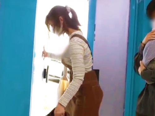 【MM号】美爆乳エロ奥様をNTR人妻ナンパ！美麗パイパンに生姦で中出しさせるエチエチ寝取られAV動画ｗ【素人ナンパ映像】