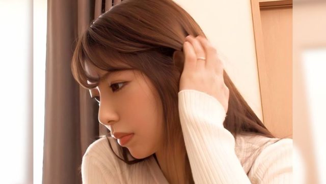父娘相姦＊エロドラマ｜息子の嫁のオナニーを覗き見した義父が欲情し夫の喫煙中にレイプ紛いに凌辱強姦され中出しされる巨乳人妻
