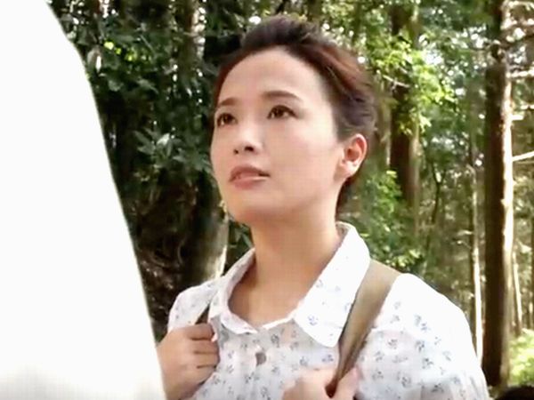 『私も戦争に行く…』恋人に遭うために出兵を決めた”昭和のロマンポルノ”濃厚エロな獣セックスに没頭するスレンダー美熟女