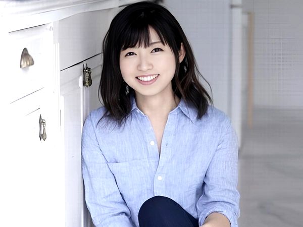 【AVデビュー】地味清楚なスレンダー三十路の素人熟女が真面目な浮気の初撮りセックス！人妻主婦が絶倫3Pで濃厚エロSEX！