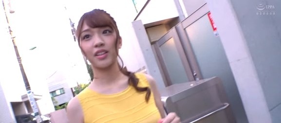 【美女SEX動画】「奥まで響くまで…！」圧巻のちんぽ棒を下品イキ穴に激しく突入され欲望丸出しするお嬢系美女！