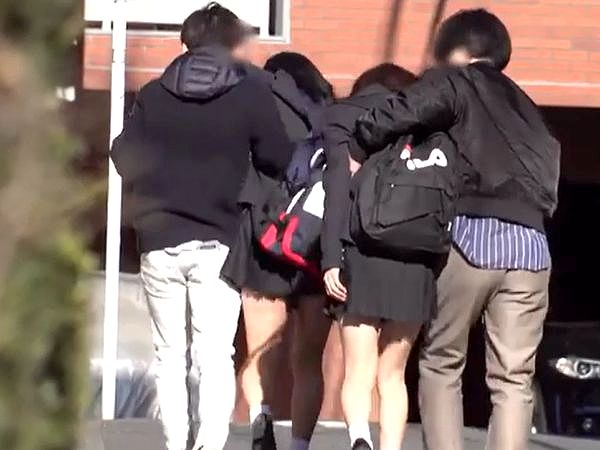 ＜素人ナンパ＞友達同士の貧乳＆巨乳を昏睡させ…拉致監禁したエロ制服JKを輪姦乱交…強姦凌辱レイプで破壊し連続中出し＜調教＞