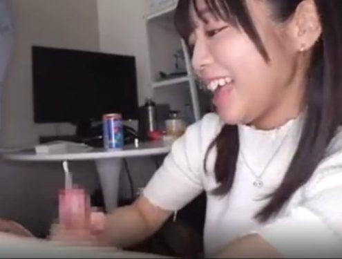 巨乳のエロかわお姉さんに手コキでイカされた件ｗｗ