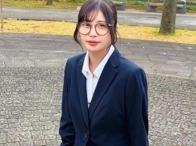 ＳＮＳにエッチな動画を投稿しているＨカップ巨乳のドスケベお姉さん「ひな姉（26）」と生ハメ2回戦！