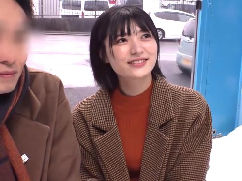 【素人ナンパ】分かりました…どの向きですればいい!?吊り革を離さないチャレンジ企画に挑戦するミニスカJD美少女が寝取られた