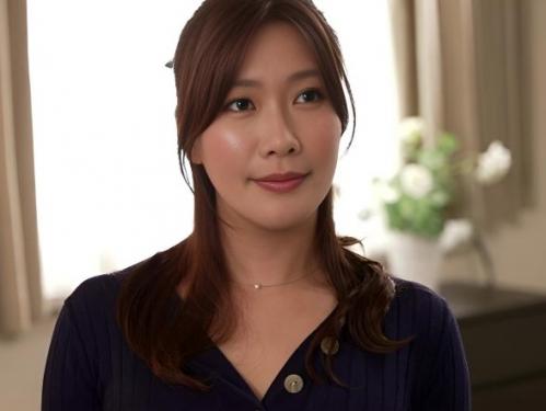 【友達の母】遊びに行った友達の家でエロ巨乳なお母さんと禁断の関係に！ドM気質で優しい美魔女な人妻が手コキで性処理する事に