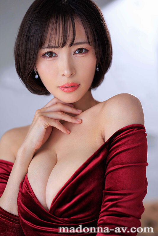 凛とした表情に秘めた、底なしのエロスー。Madonna衝撃専属 真木今日子 Iカップと長い手足を絡める本気のベロキス中出し3本番
