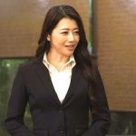 【北条麻妃】後輩を魅了する極めて美人のヤリ手熟女にロックオンされていやらしい手つきで責められる逆痴漢快感エロス