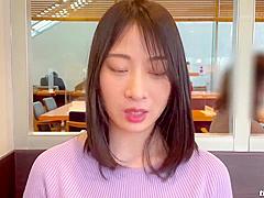 ほぼ毎日オナニーする欲求不満な美人妻！ランジェリー姿で電マを楽しむ！