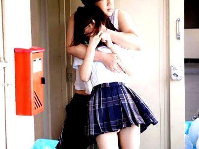 ＜倉本すみれ＞【もうやめて・・ダメ】スレンダー美乳おっぱい激カワ美少女！隣人のゴミ部屋で強引にエロ行為持ち込まれるぞ！！