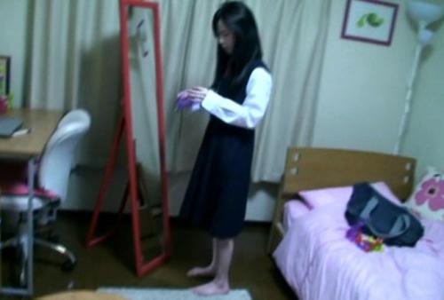 落合さん(仮名)からAVメーカーに送られてきた実の娘の禁断の成長記録映像