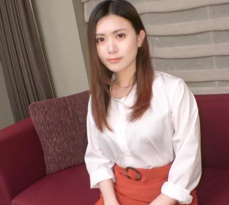 【初撮り】「人妻で女教師なのにAV出演してしまう！」28才の清楚な美女は欲求不満でした！？【エロ動画】